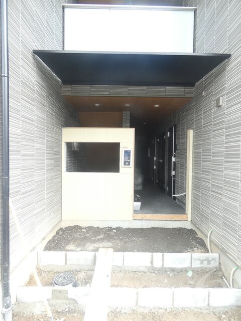 茨木駅 徒歩11分 3階の物件外観写真