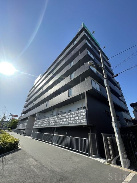 沢良宜駅 徒歩4分 3階の物件外観写真