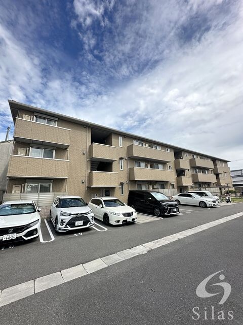 茨木駅 バス34分  鳥飼下三丁目下車：停歩3分 3階の物件外観写真