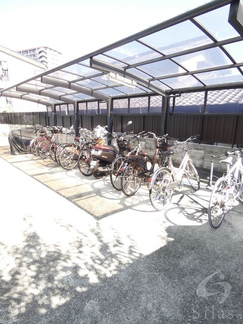 山田駅 徒歩8分 1階の物件外観写真