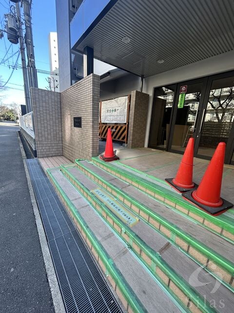 マインズ・コム南茨木の物件外観写真