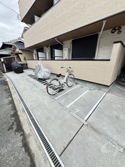 岸辺駅 徒歩8分 1階の物件外観写真