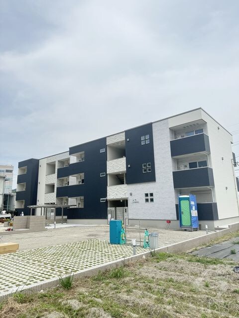 島本駅 徒歩9分の物件外観写真