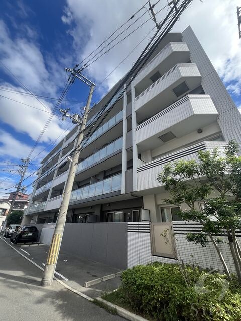 吹田駅 徒歩4分 1階の物件外観写真