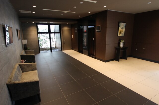 江坂駅 徒歩3分 5階の物件外観写真