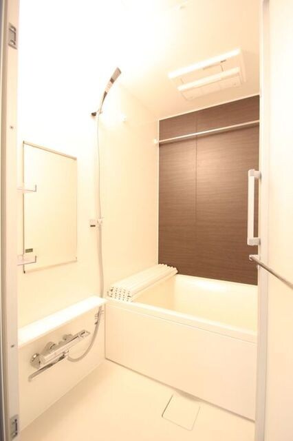 江坂駅 徒歩3分 5階の物件内観写真