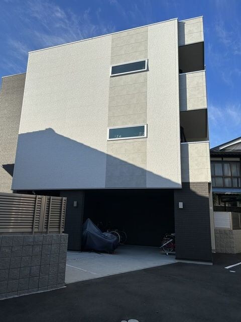 岡町駅 徒歩6分の物件外観写真