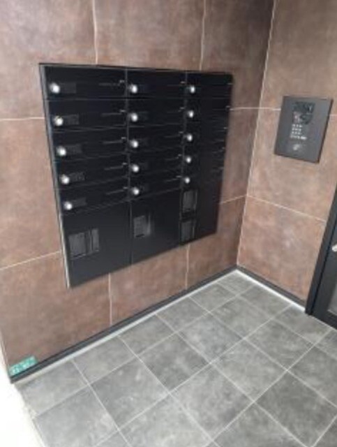 岡町駅 徒歩6分 3階の物件外観写真