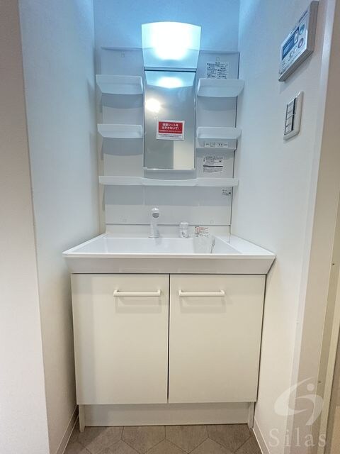 岡町駅 徒歩6分 3階の物件内観写真