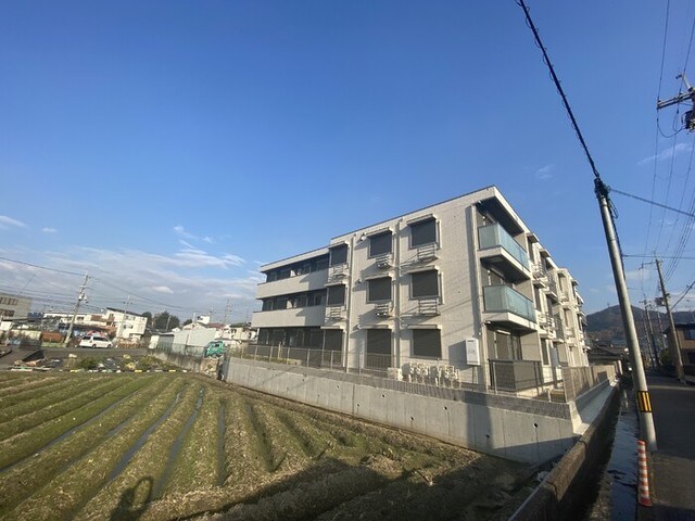 大阪府交野市倉治３丁目の物件外観写真