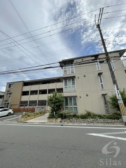 高井田駅 徒歩5分 1階の物件外観写真