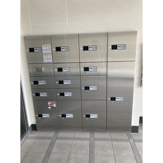 南茨木駅 徒歩2分 8階の物件外観写真