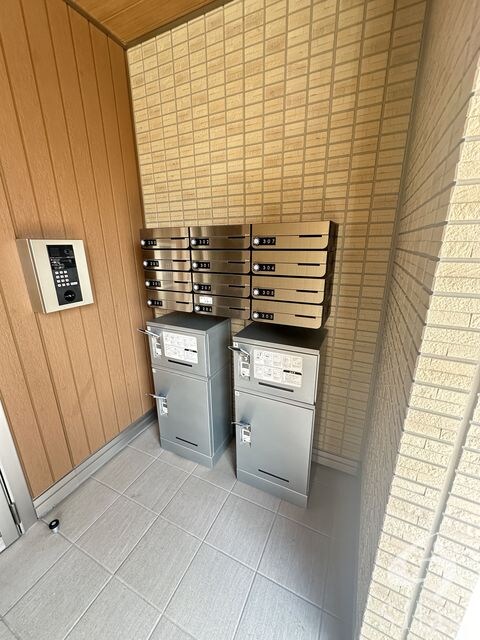 荒本駅 徒歩3分 2階の物件外観写真