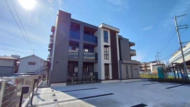 江坂駅 徒歩11分 2階の物件外観写真