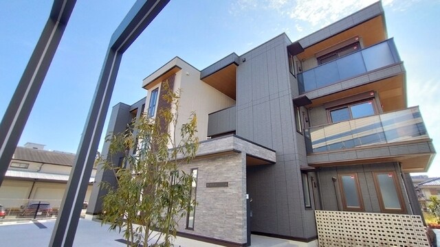 江坂駅 徒歩11分 2階の物件外観写真