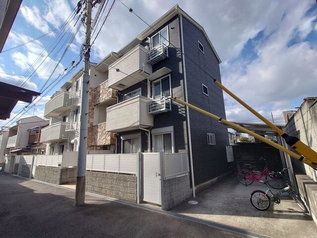 吹田駅 徒歩10分 2階の物件外観写真