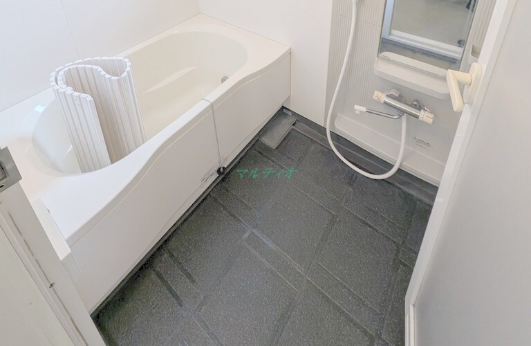 ロイヤル　トーリータワーズの物件内観写真