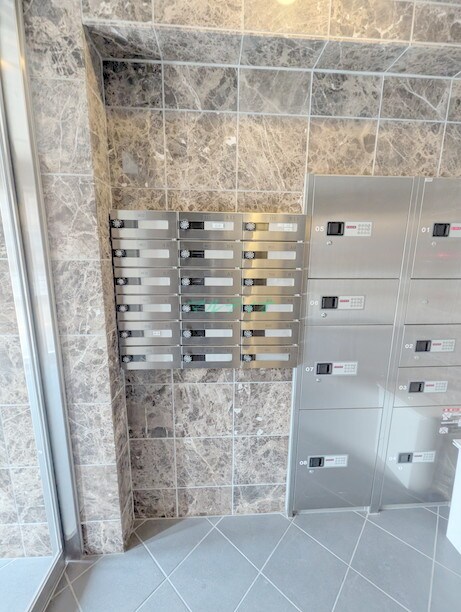 ロイヤル　トーリータワーズの物件内観写真