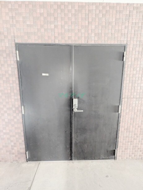 ロイヤル　トーリータワーズの物件内観写真