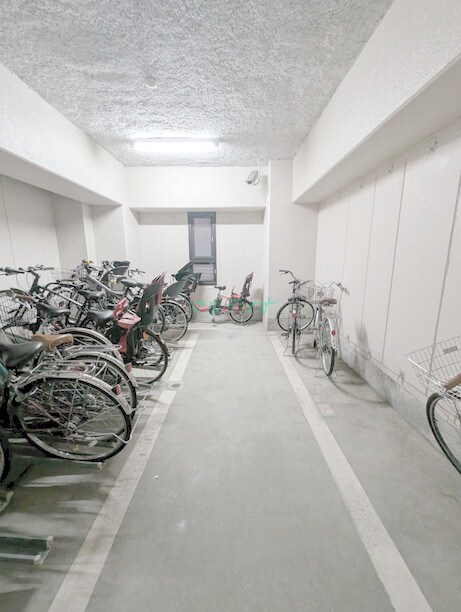 ロイヤル　トーリータワーズの物件内観写真