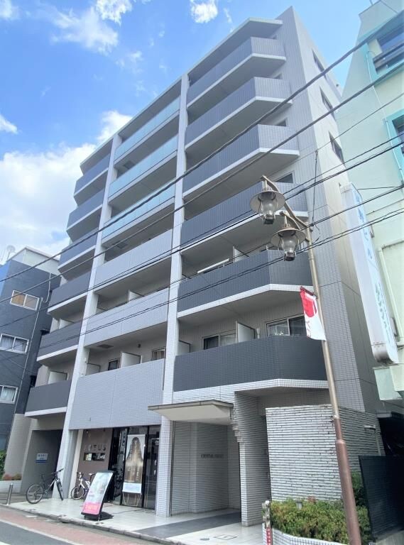 クリスタルコートの物件外観写真