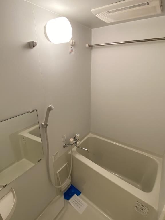 クリスタルコートの物件内観写真