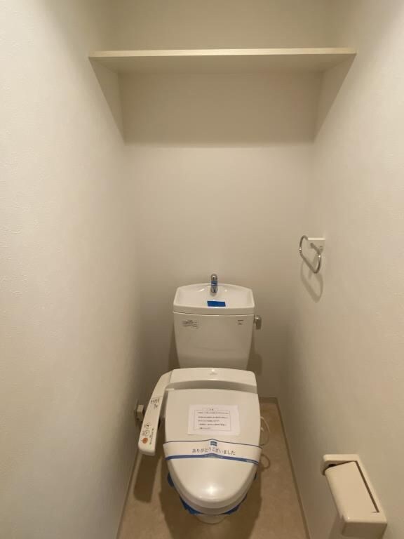 クリスタルコートの物件内観写真