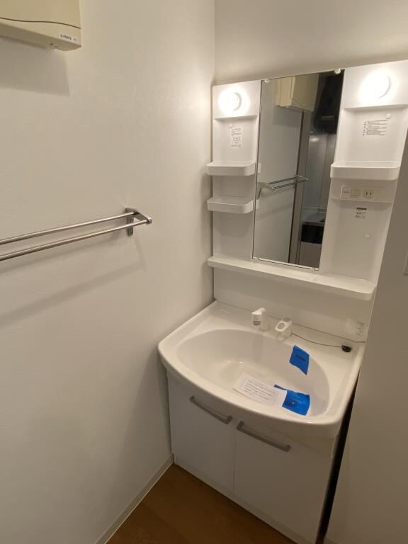 クリスタルコートの物件内観写真