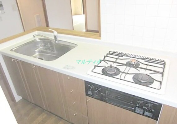 リヴィエルバーグ西大島の物件内観写真