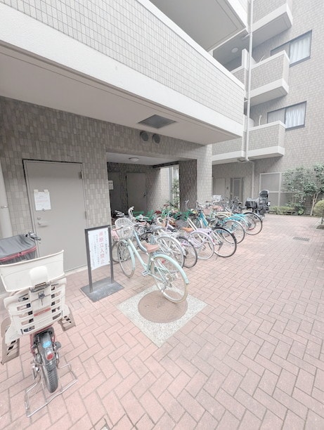 リヴィエルバーグ西大島の物件内観写真