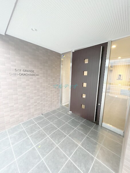 スカイグランデ新御徒町の物件外観写真