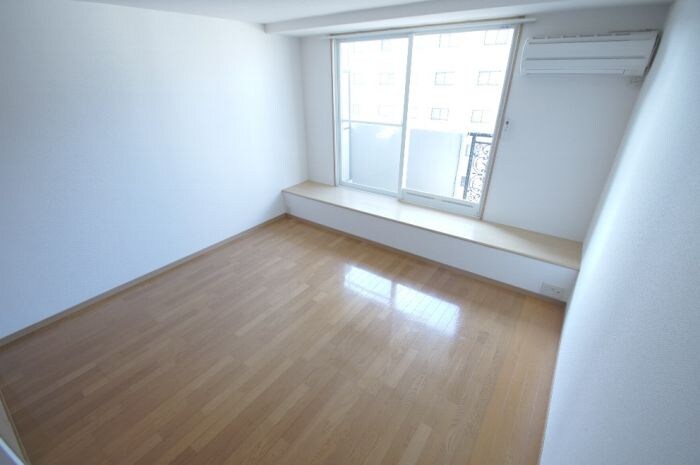 エステートモア・平尾パージュの物件内観写真