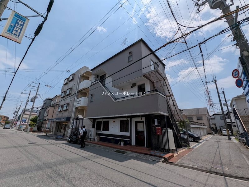 スマートビルの物件外観写真