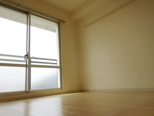 サンロイヤル塚口の物件内観写真