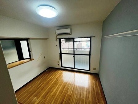 ジョイフル出屋敷2の物件内観写真