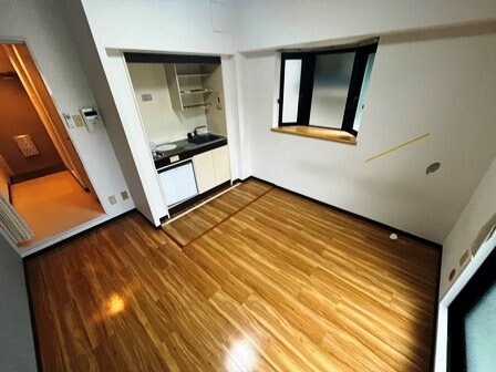 ジョイフル出屋敷2の物件内観写真