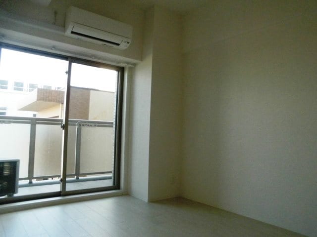 エスプレイスアーバンレジデンスの物件内観写真