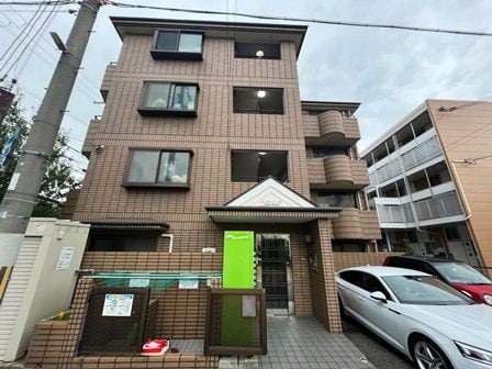 プレステージフジ出屋敷壱番館の物件外観写真