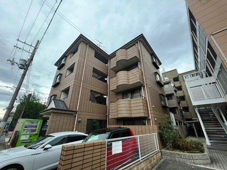 プレステージフジ出屋敷壱番館の物件外観写真