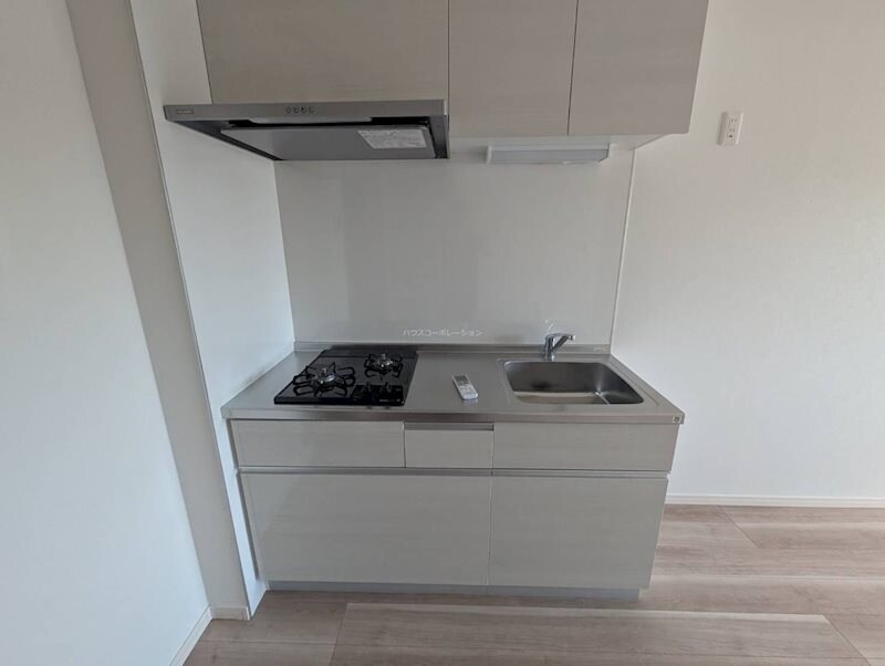 ティーズベース西難波の物件内観写真