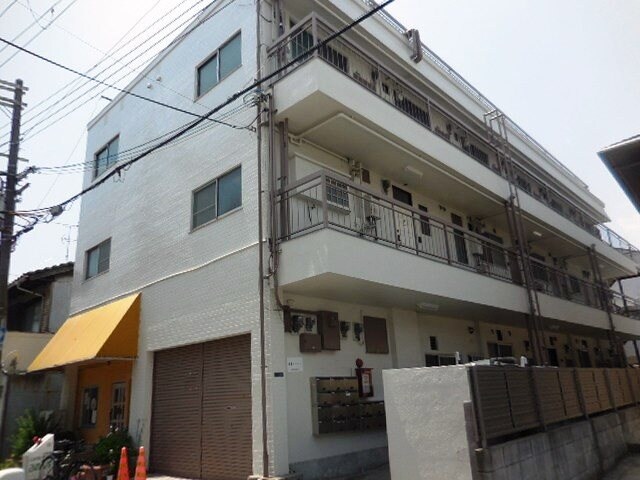 遠藤マンションの物件外観写真