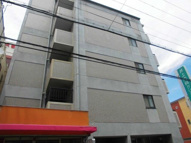 クリスタルプラザの物件外観写真