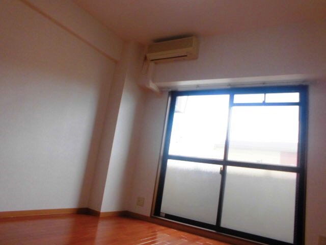 クリスタルプラザの物件内観写真