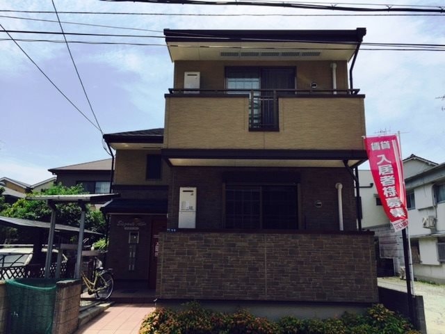 エレガンテアルバの物件外観写真