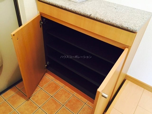 エレガンテアルバの物件内観写真