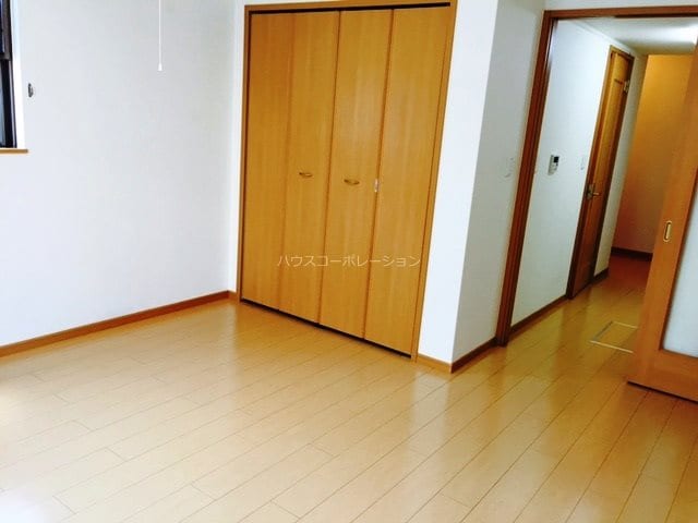 エレガンテアルバの物件内観写真