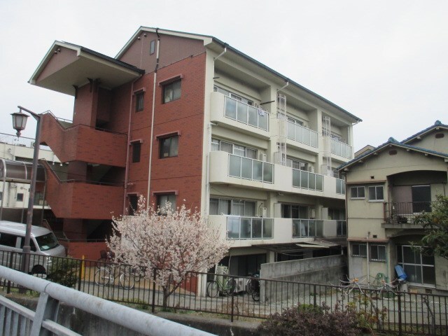 クリアレジデンス塚口の物件外観写真