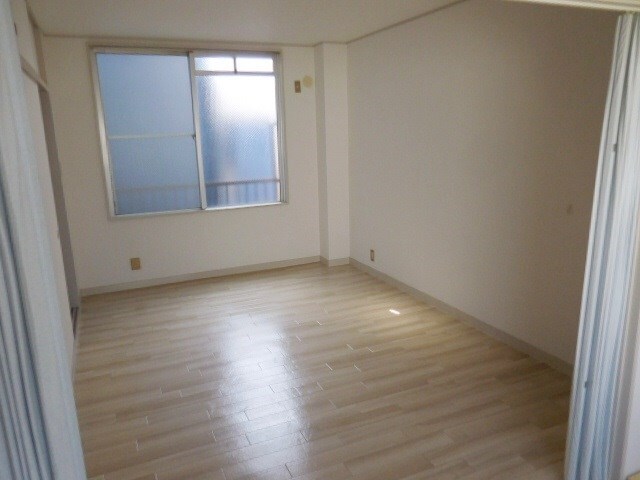 ラフォーレ塚口の物件内観写真