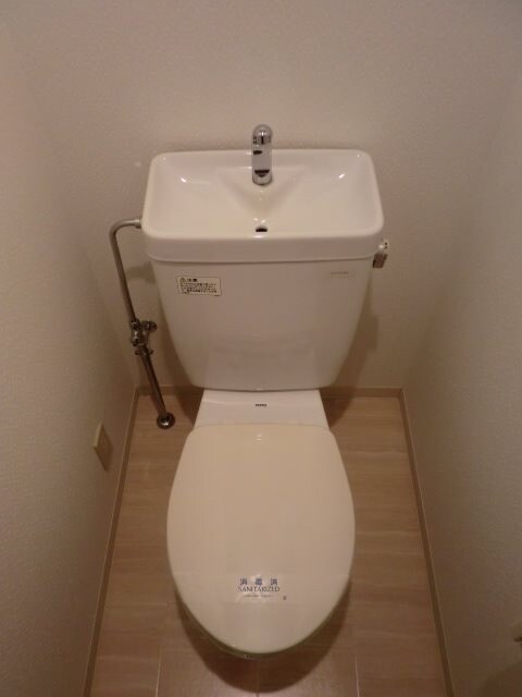 フォワイエセレスト2の物件内観写真