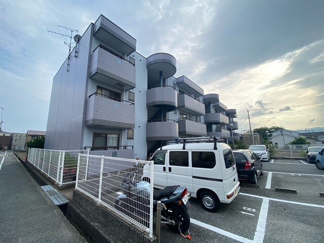 VILLA93の物件外観写真